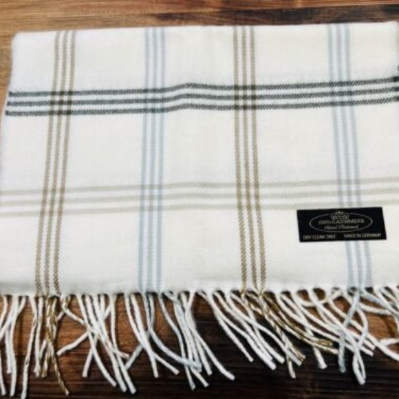 New 100% Cashmere Hand Tailored Plaid Scarf Made in Germany - Picture 1 of 2